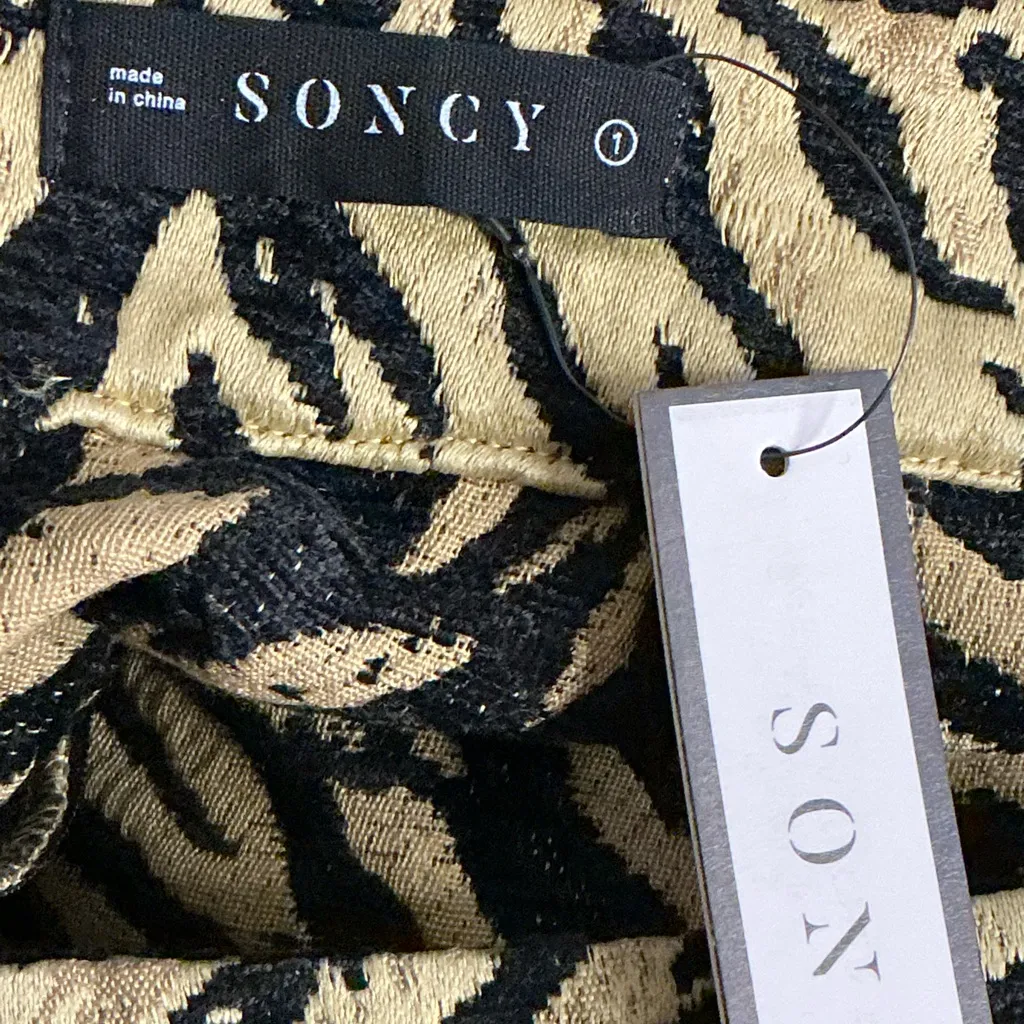 Chic Zebra Pattern Mini Skirt Black Size 14 - Image 4