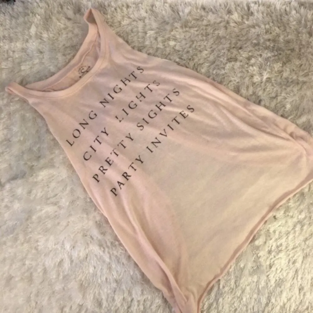 Flowy Graphic Tank Top Small Pink City Light Small - Image 5