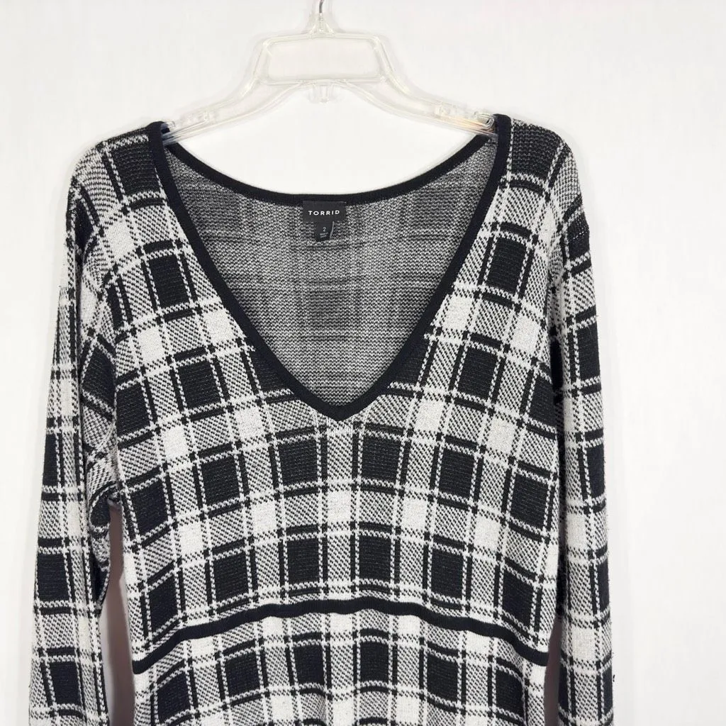 Torrid Plus Size 2X Dress Plaid Bodycon‎ Sweater Dress Black White Knee 969 - Image 7
