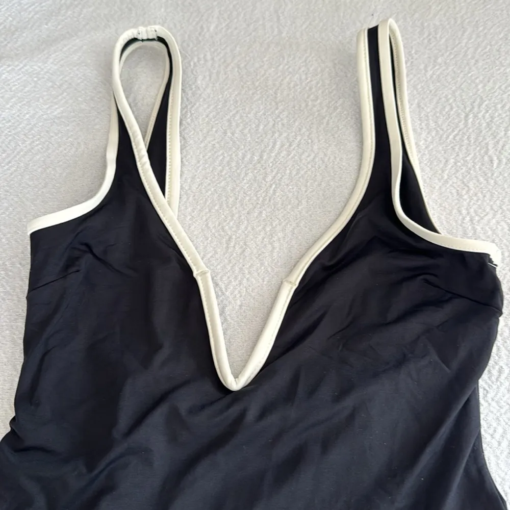 L*Space Coco One Piece swimsuit, Size Large, $198 - Image 11