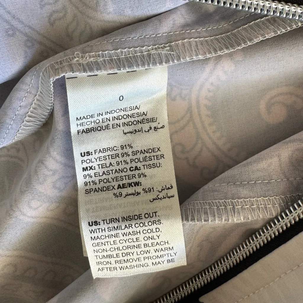 Chicos Zenergy Womens White And Black Paisley Lightweight Jacket-Size 0 - Image 7