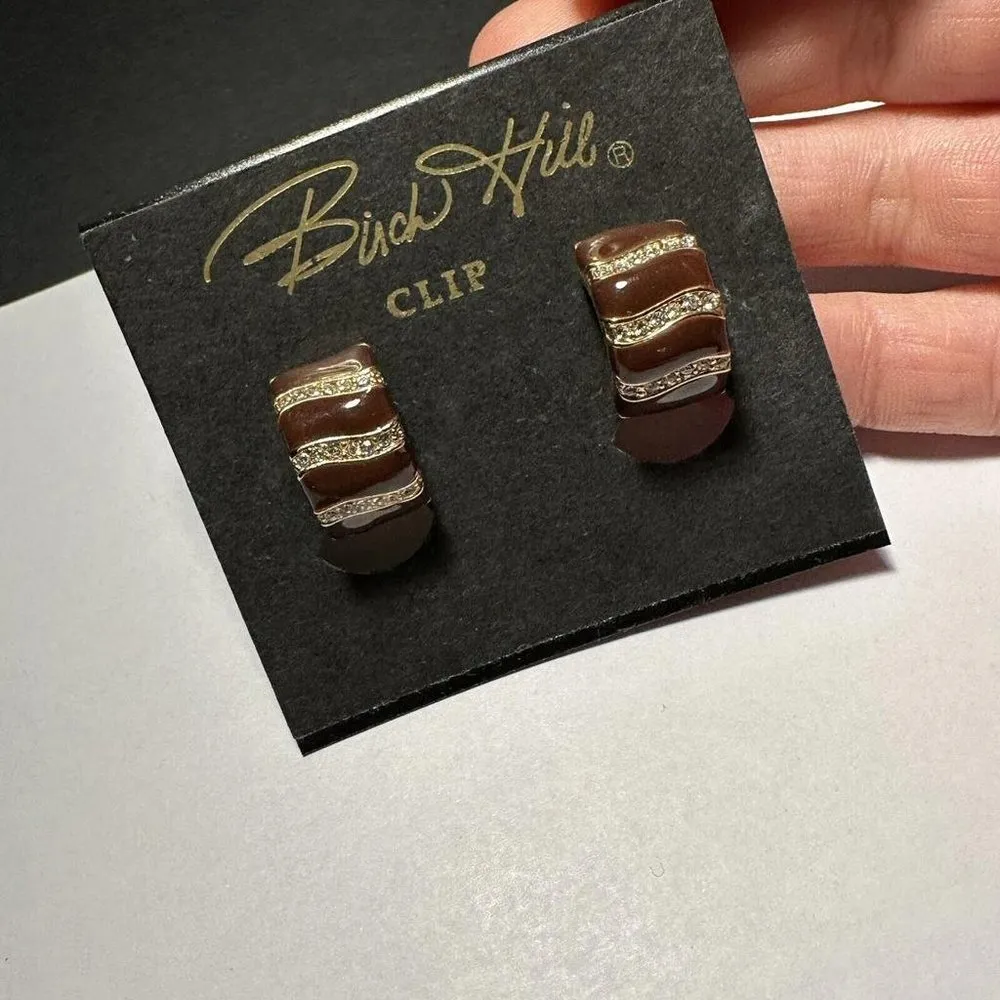NWT Birch Hill Gold Tone / Brown Enamel Rhinestone Clip On Clip - Image 5