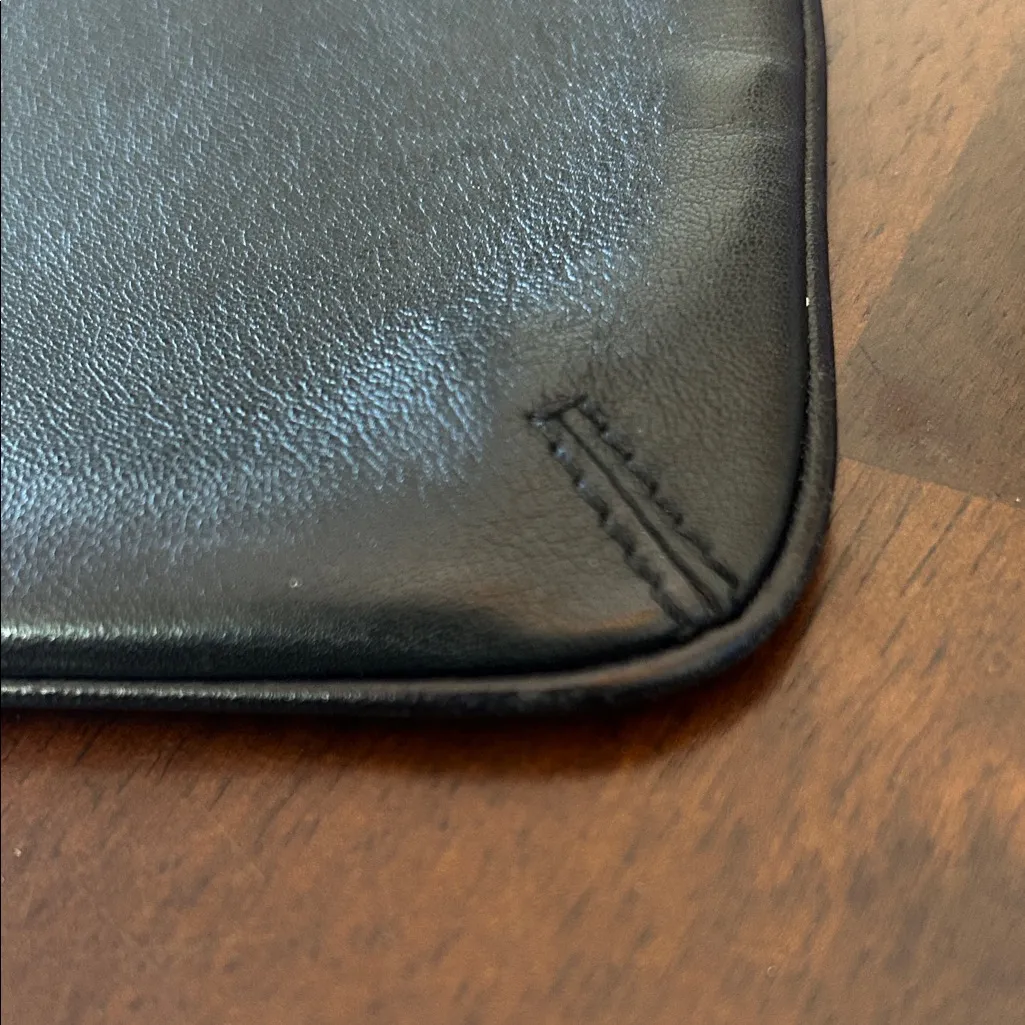 Coach Beautiful Black Leather Wristlet with Strap Soft Supple Leather EUC - Image 5