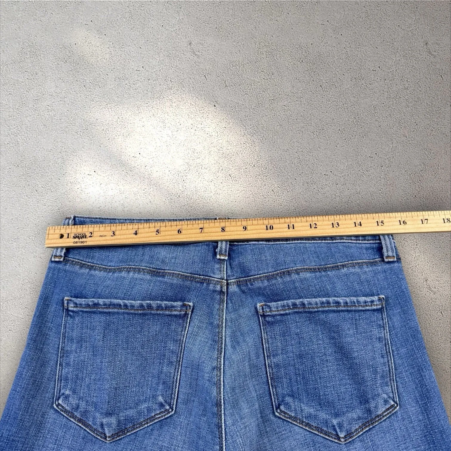 L'AGENCE High Rise Flare Bell Denim Jeans in‎ Sydney Sz 31 Tall - Image 9