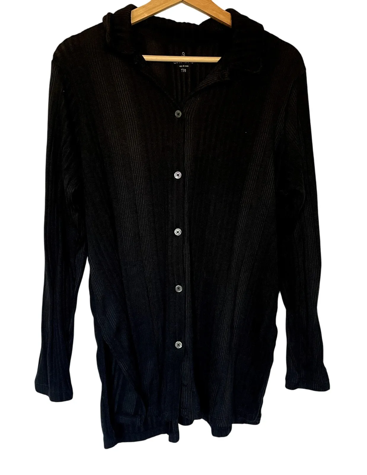 CuddlDuds black knit ribbed button down long sleeved shirt extra long women's TM - Image 1