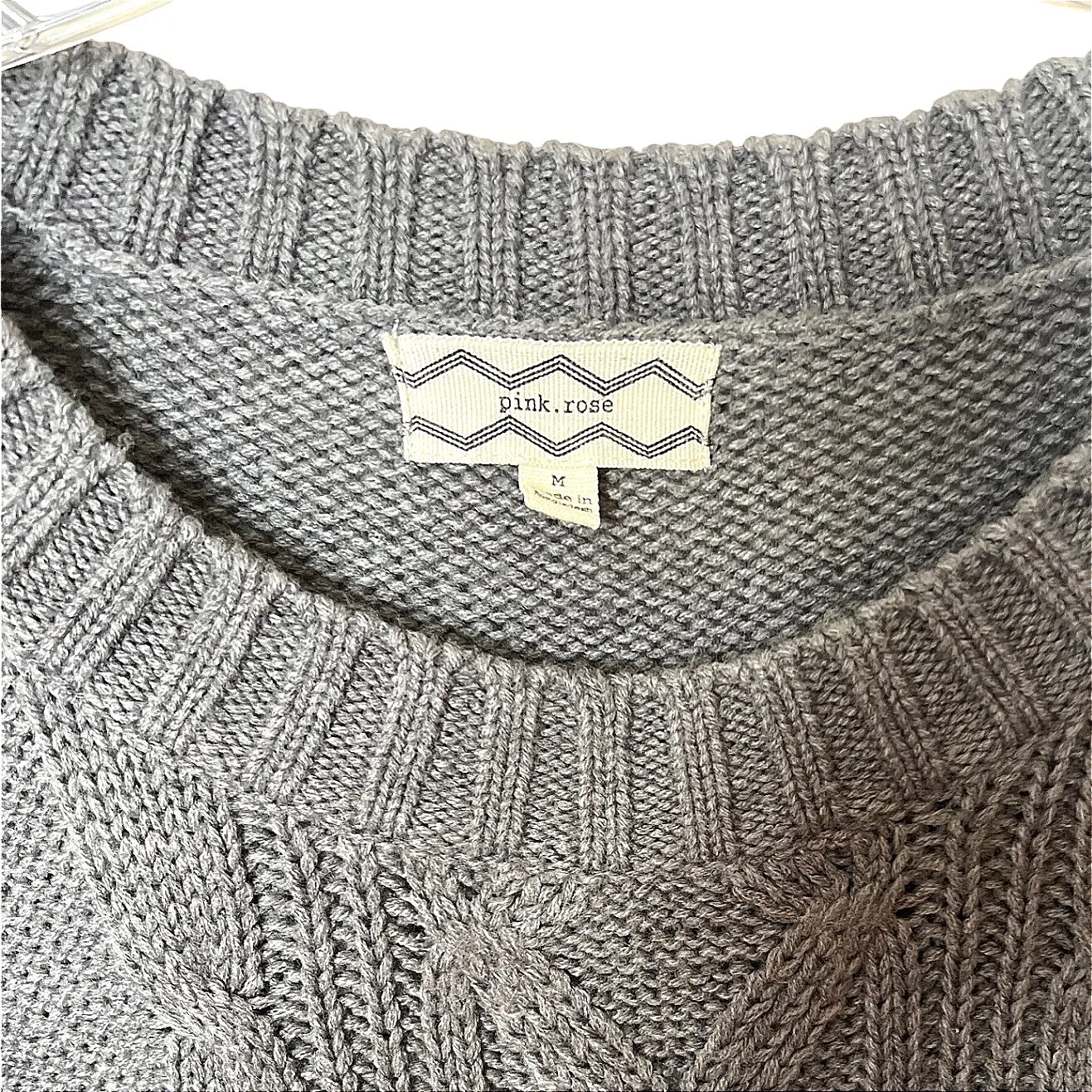 Pink Rose Gray Cable Knit Sweater Dress Size Medium Fall Winter‎ Cozy EUC - Image 3