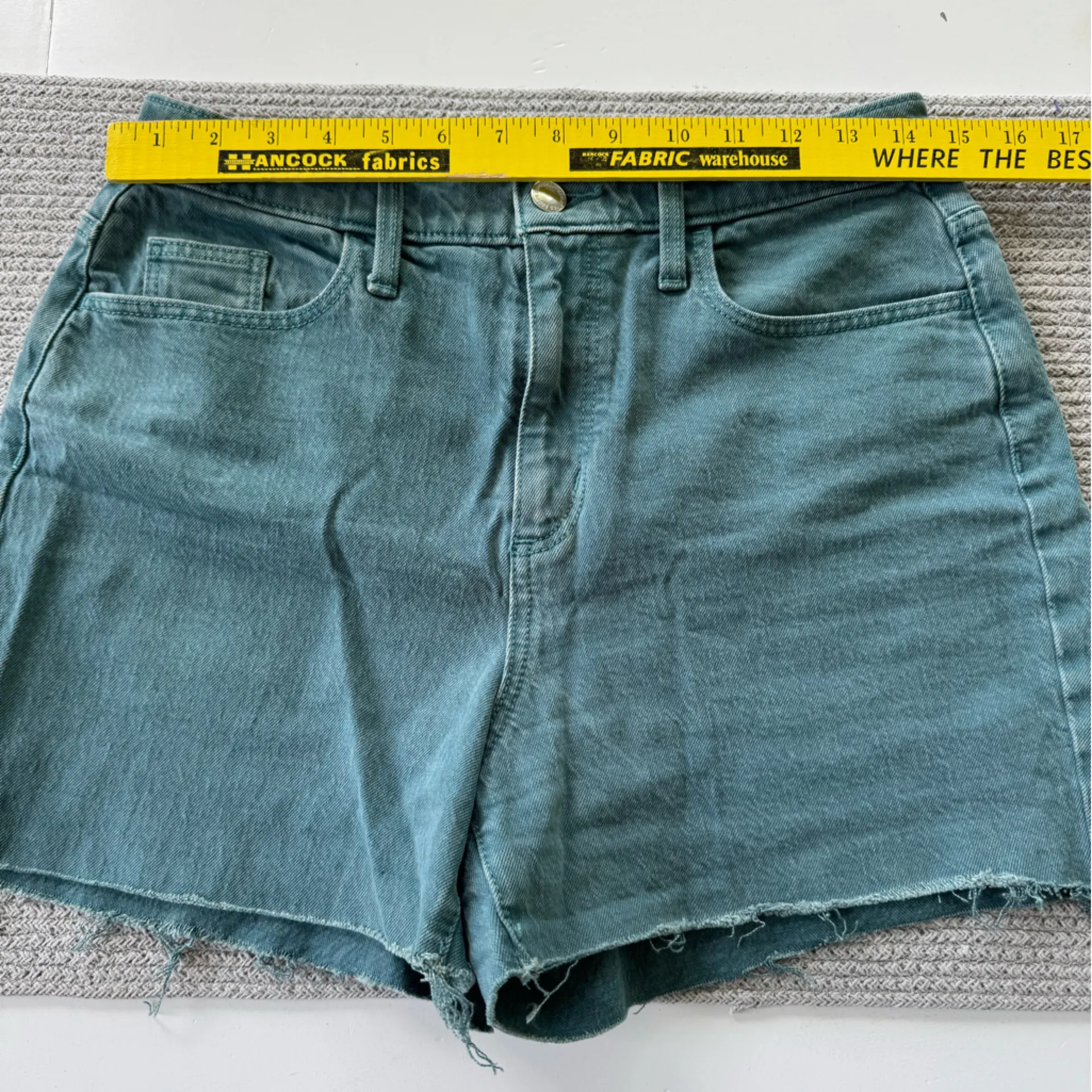 Universal Thread Washed Teal Denim Cutoff Shorts Size 4 / 27 - Image 6