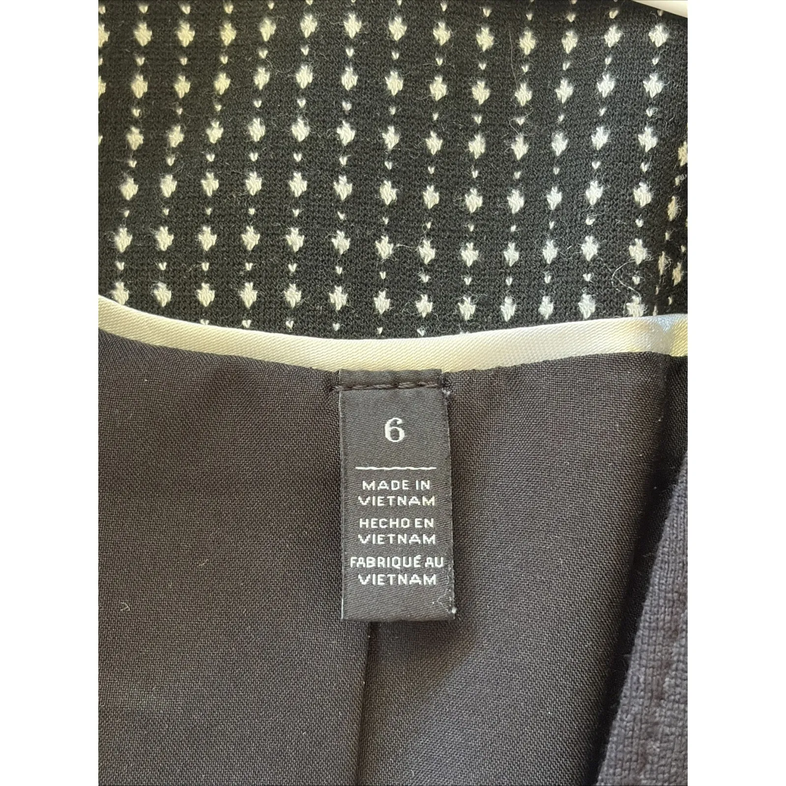 WHBM Classic Black Geometric Dot 1 Button Blazer Jacket Career Work Womens 6 EUC - Image 9