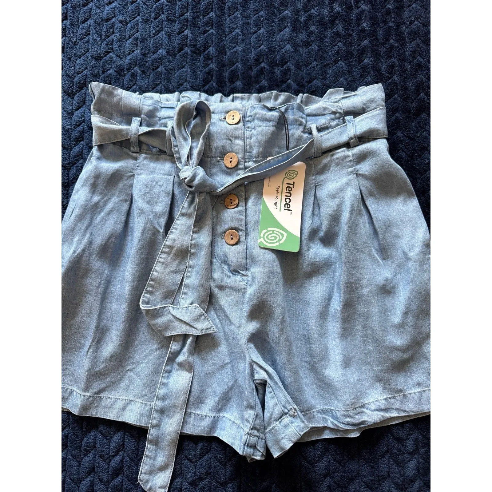 Love Tree Shorts Womens Blue Tencel Pockets Tie Belt Smocked Waist Sz Small‎ NWT - Image 2