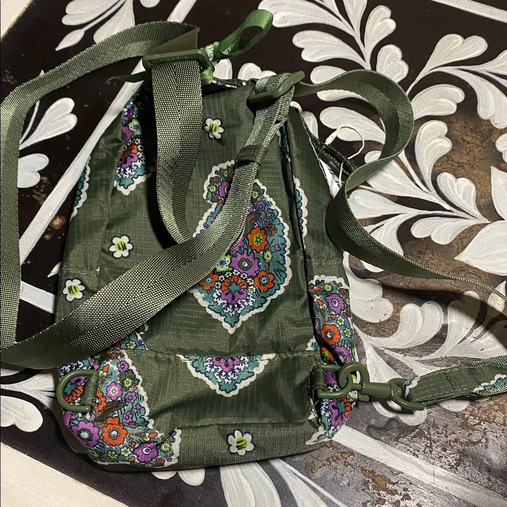 Vera Bradley Small Lorman Sling Backpack - Image 4