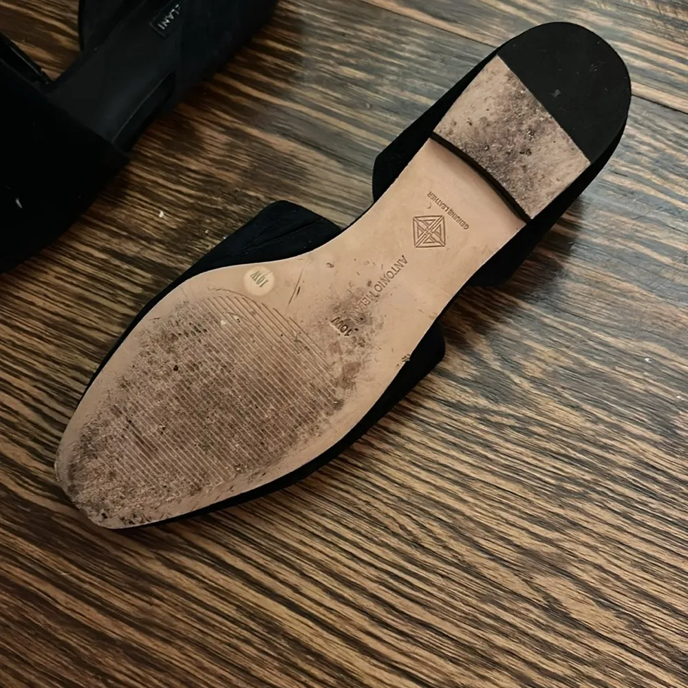 Antonio Melani size 10W flats like new - Image 2