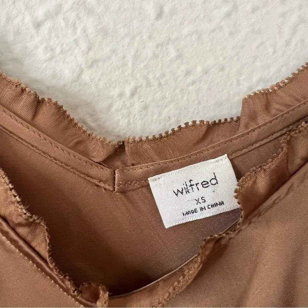 Aritzia Wilfred Brown Satin Cami Tank Top Size XS V Neck - Image 3