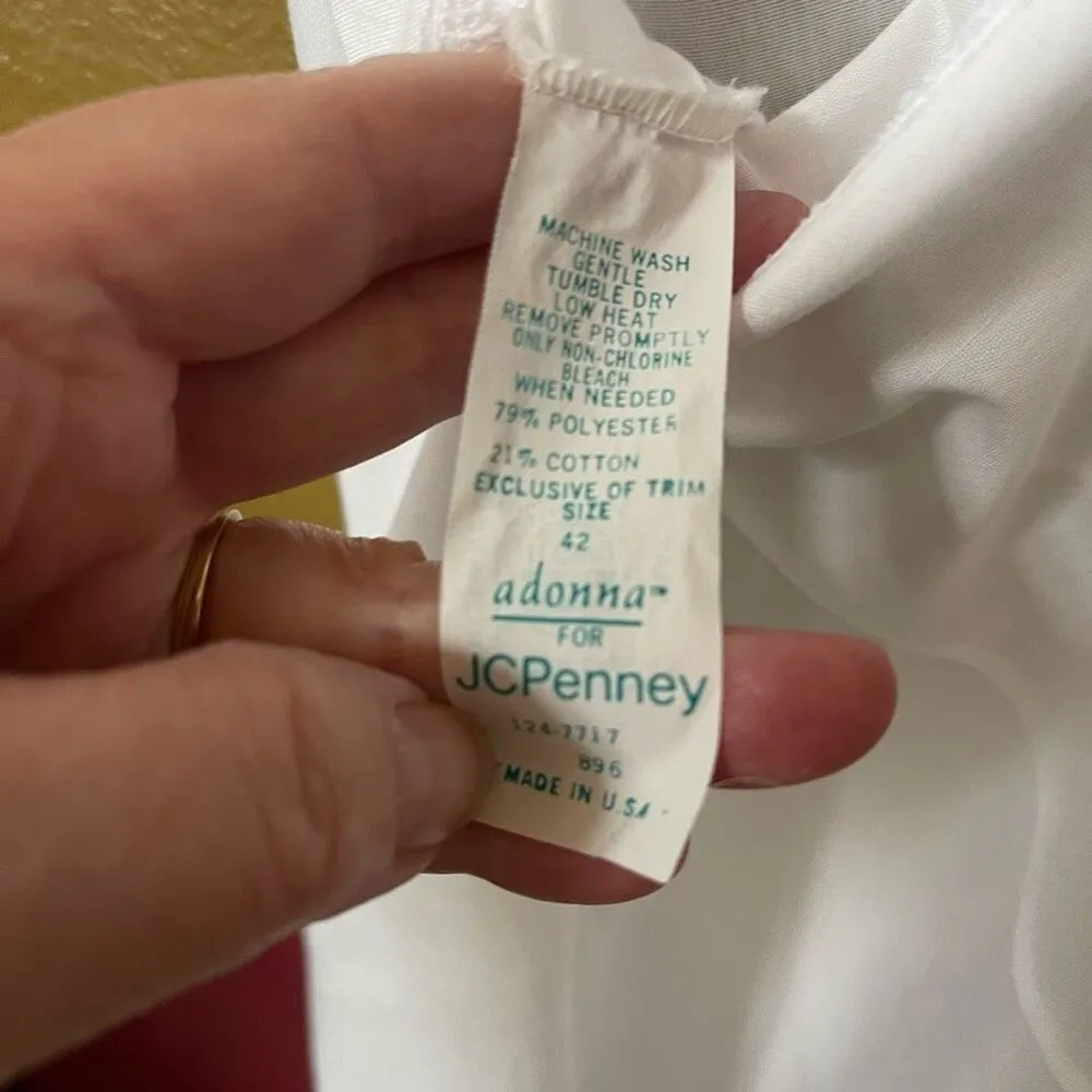 Vintage JCPenny made in U.S.A. Size 42 lace trimmed slip. White - Image 3