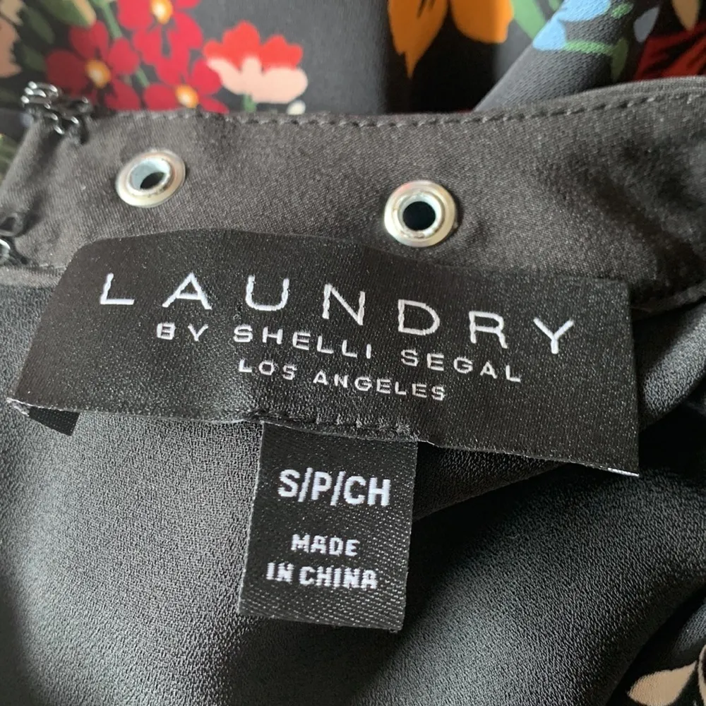 Laundry By Shelli Segal Floral Beaded Cut Out Sleeveless Blouse Size Small NWT - Image 8