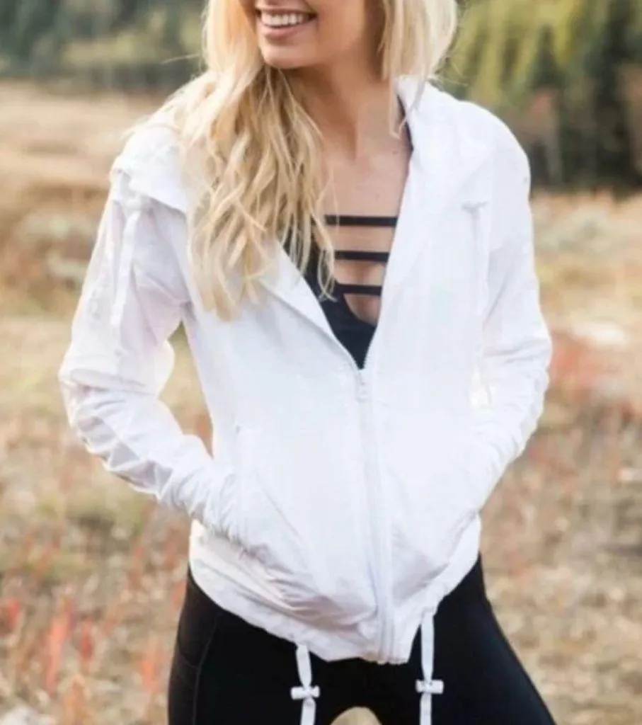 Zyia Leopard Animal Print Full Zip Windbreaker Bomber Jacket in White Size Small - Image 4