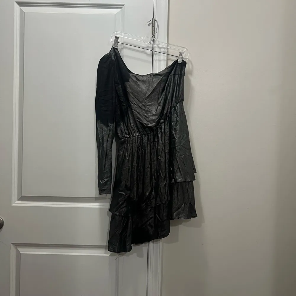 Derek Lam Collective Black Metallic One Shoulder Dress Size 46 $450 - Image 2