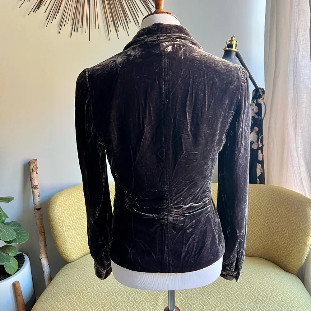 Tahari Women’s Mocha Brown Crushed Velvet Blazer Touch of Silk - Image 6