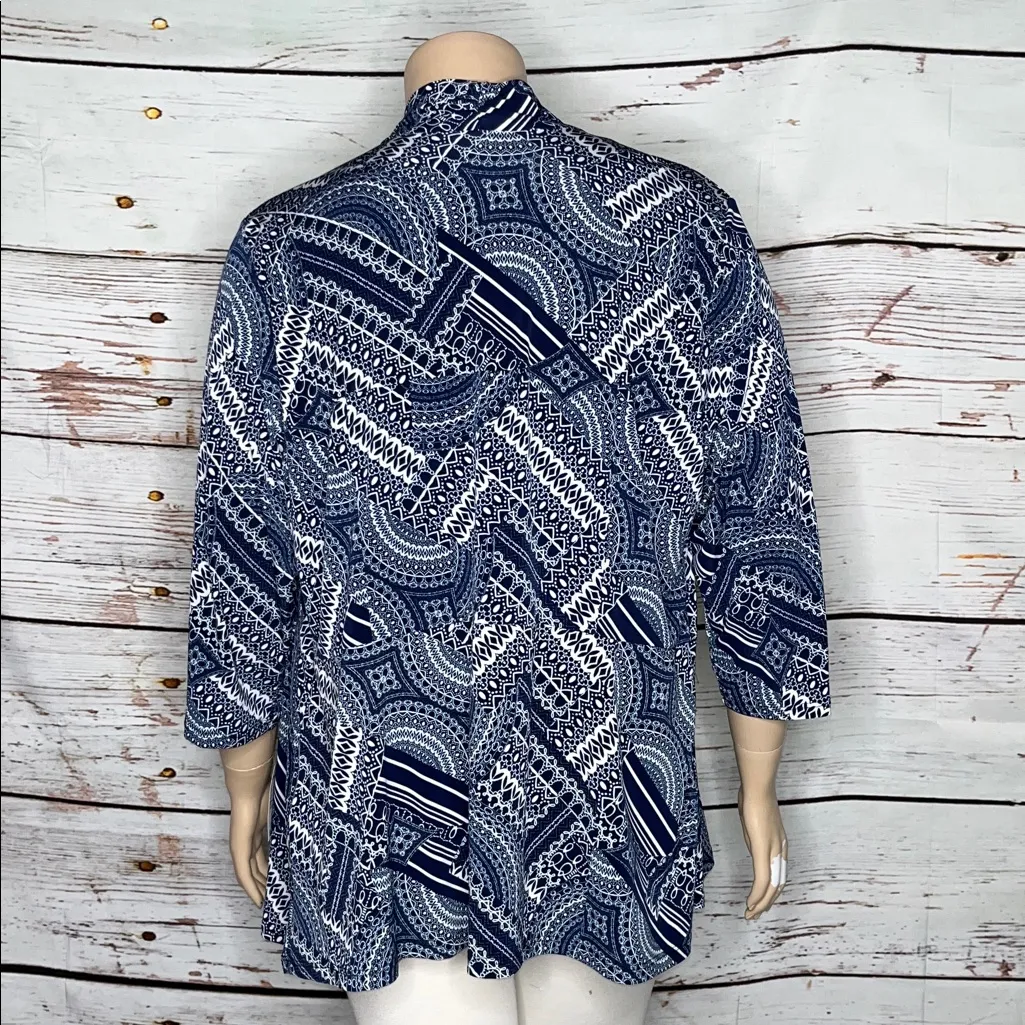 Roz & Ali Woman NWT Size 3X Navy Blue & White Printed Open Front Cardigan Jacket - Image 4