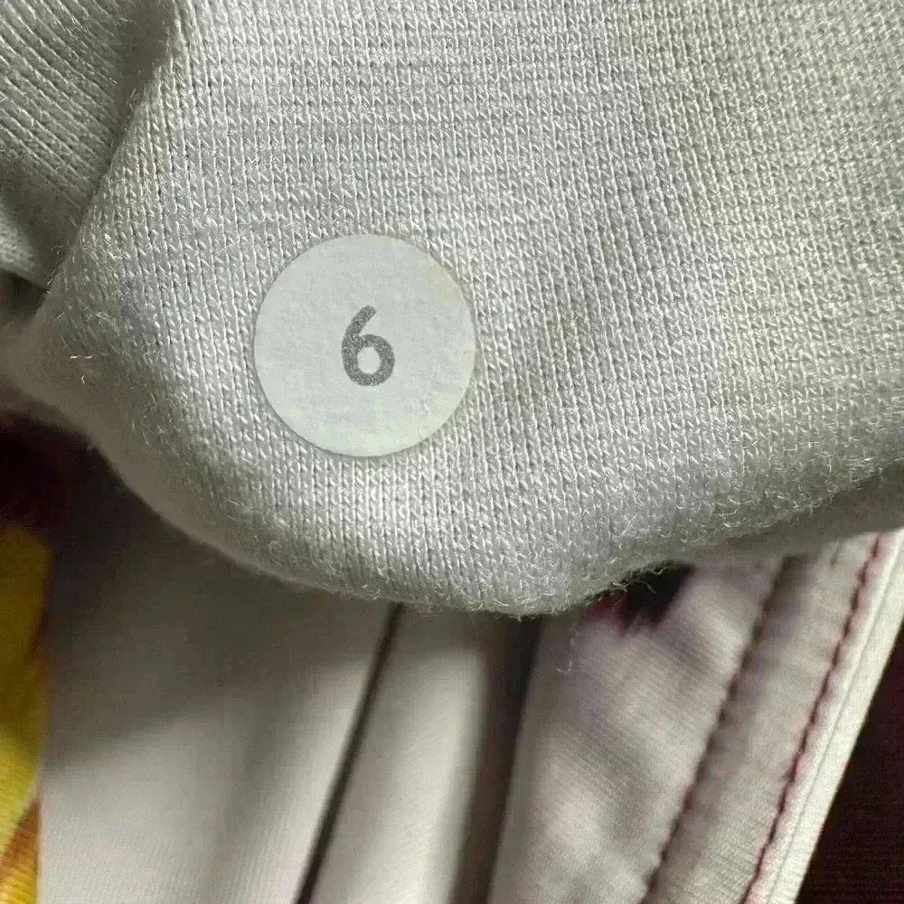 Lululemon Wunder Under Pigment Wind Berry Rumble Multi size 6 - Image 4