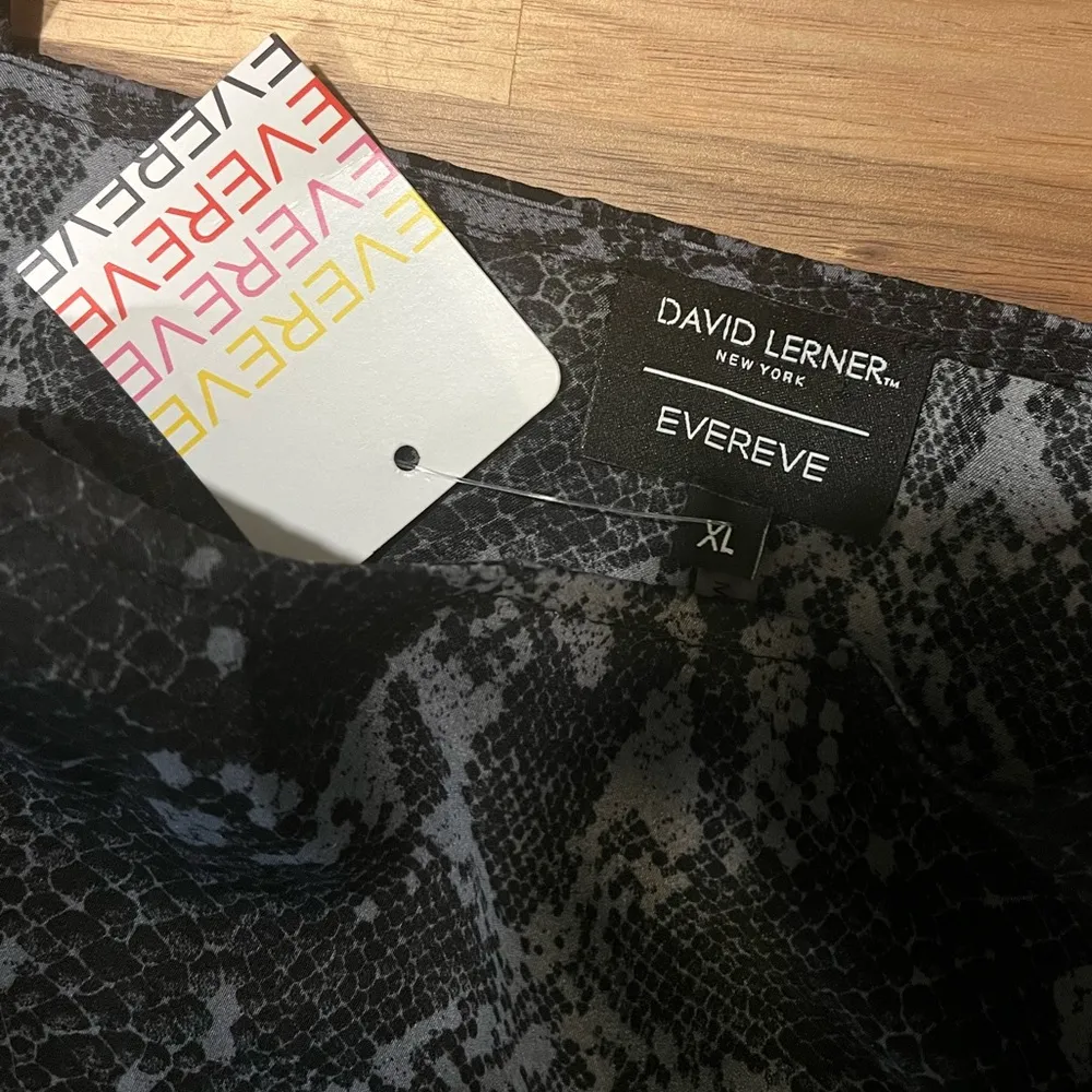 NWT Evereve Tank Top Size XL - Image 3