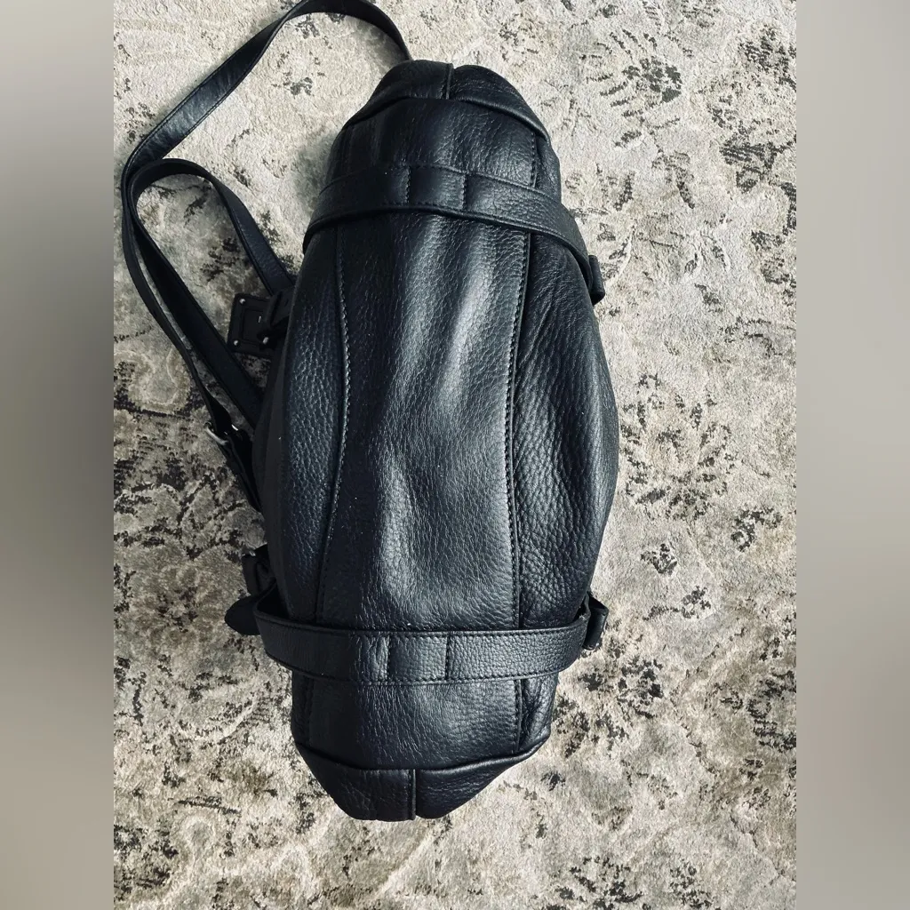  Beautiful PRADA deerskin bag 🔥🔥 - Image 5