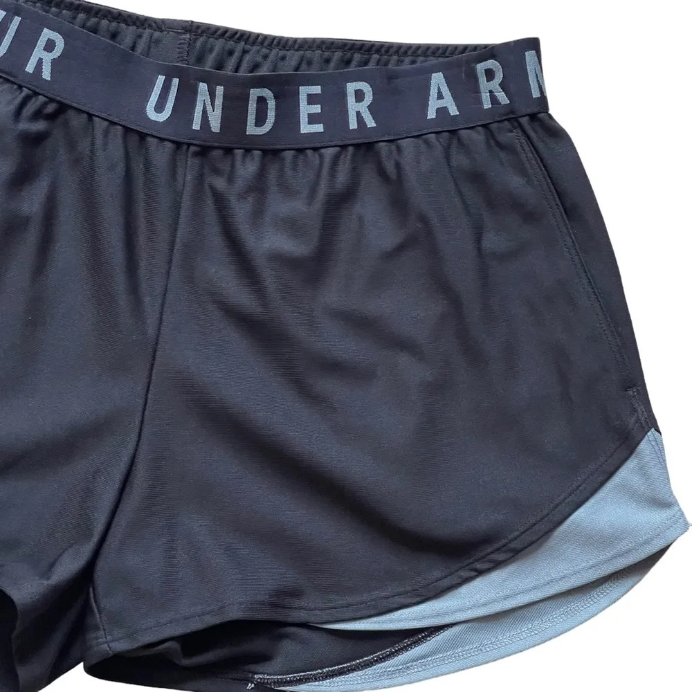 Under Armour Women’s Play Up 3.0 Training Shorts Size M Heat Gear Loose Black - Image 5