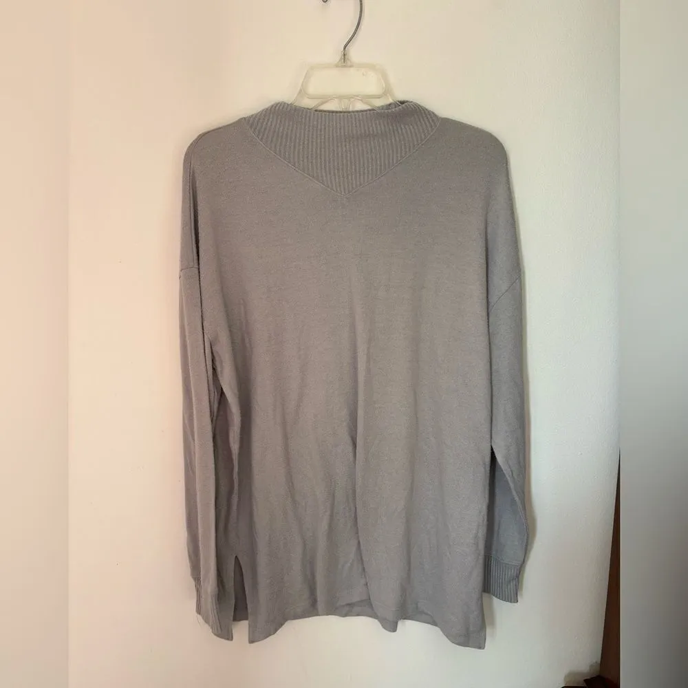 Abercrombie brushed texture gray turtleneck size large - Image 12