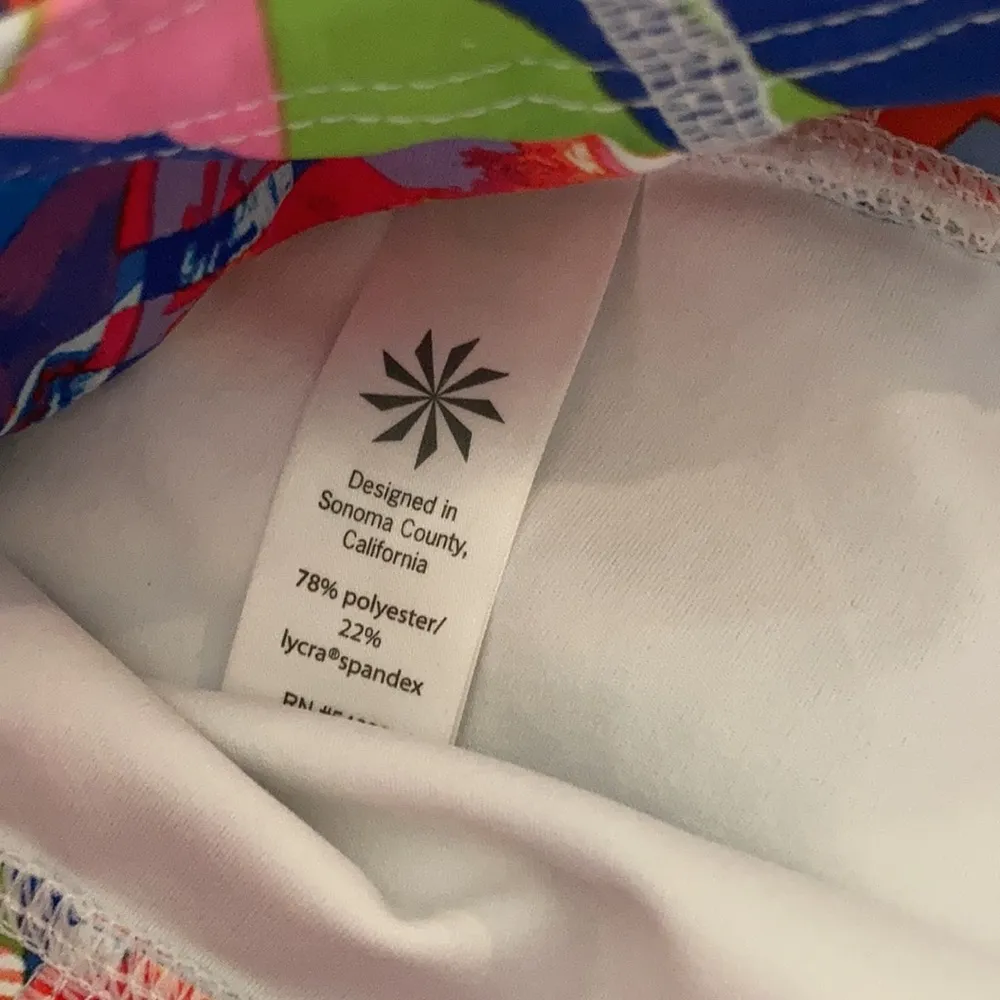 ATHLETA Cropped Graphic Multicolored Leggings Tights 21” Size Small Like New - Image 12