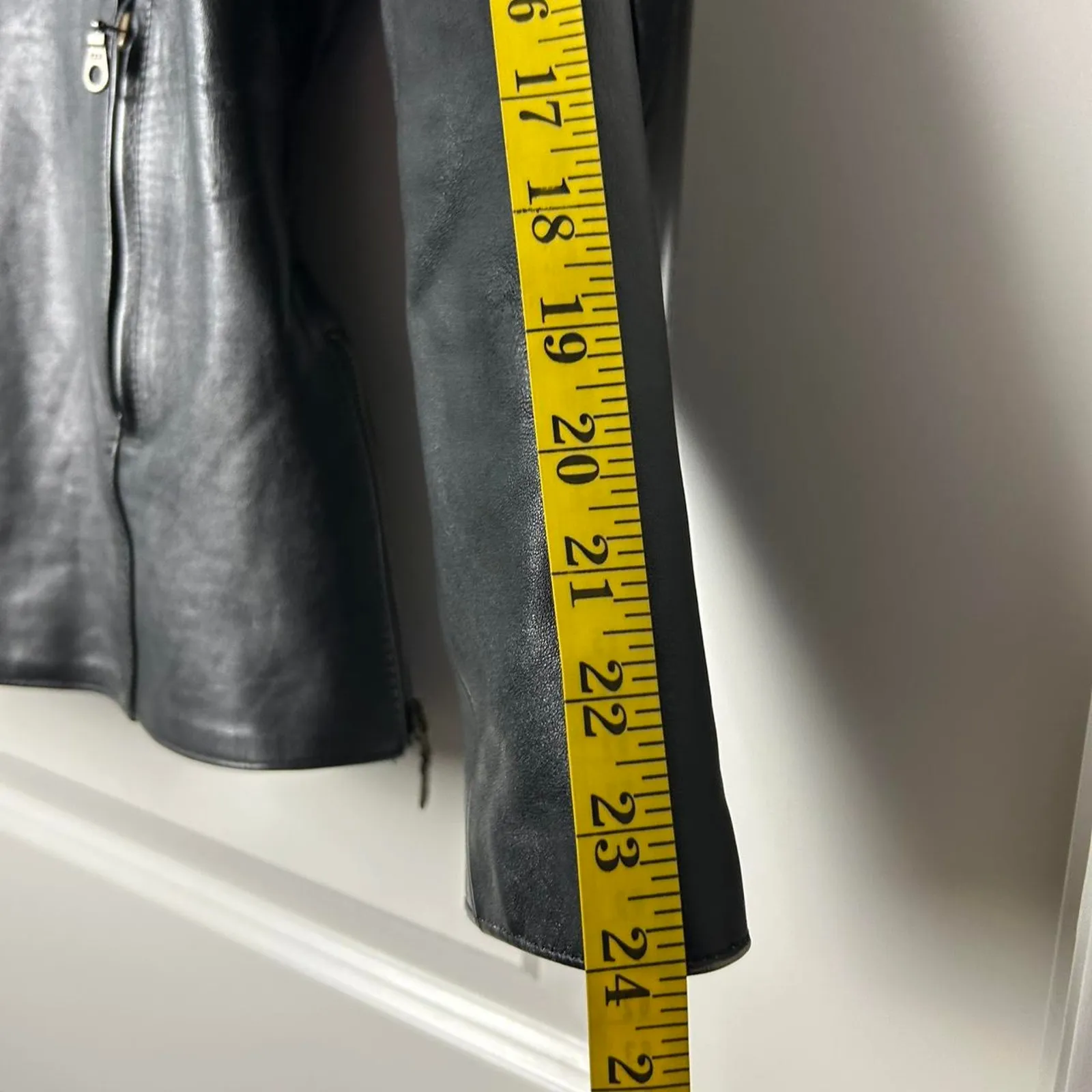 Wild ride insulated leather jacket size 14 Black - Image 4