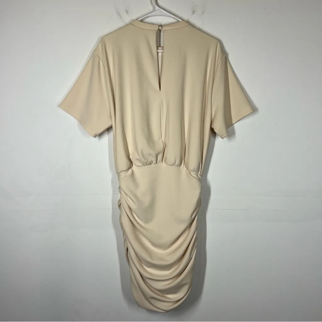 Abercrombie & Fitch Cream Ruched Dress Size Medium - Image 4
