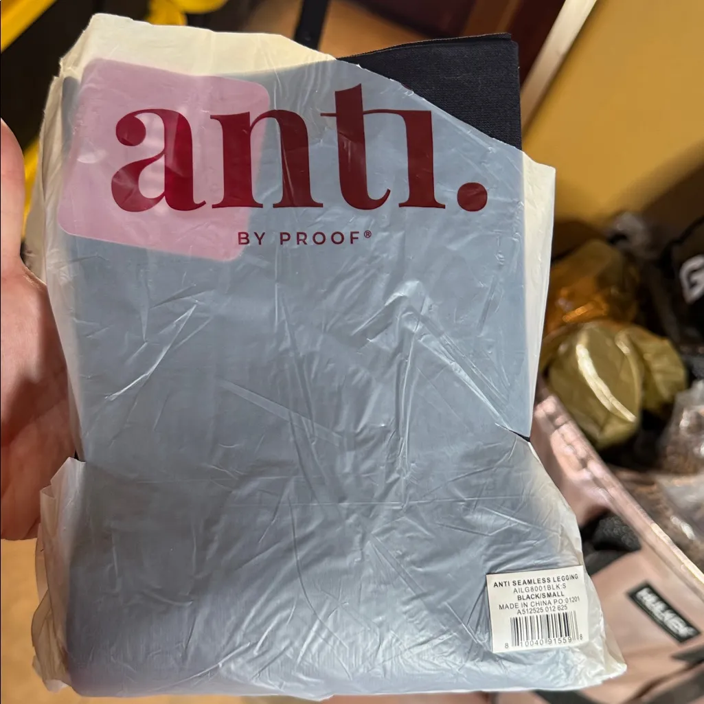 NWT NIP Anti x Proof Seamless Compression Legging Legging Size Small Black - Image 10