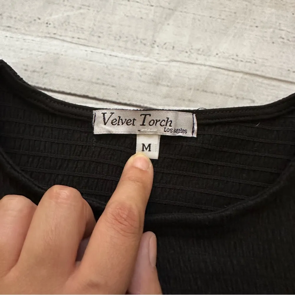 Velvet Torch black dropped waist smocked top size medium NEW - Image 6