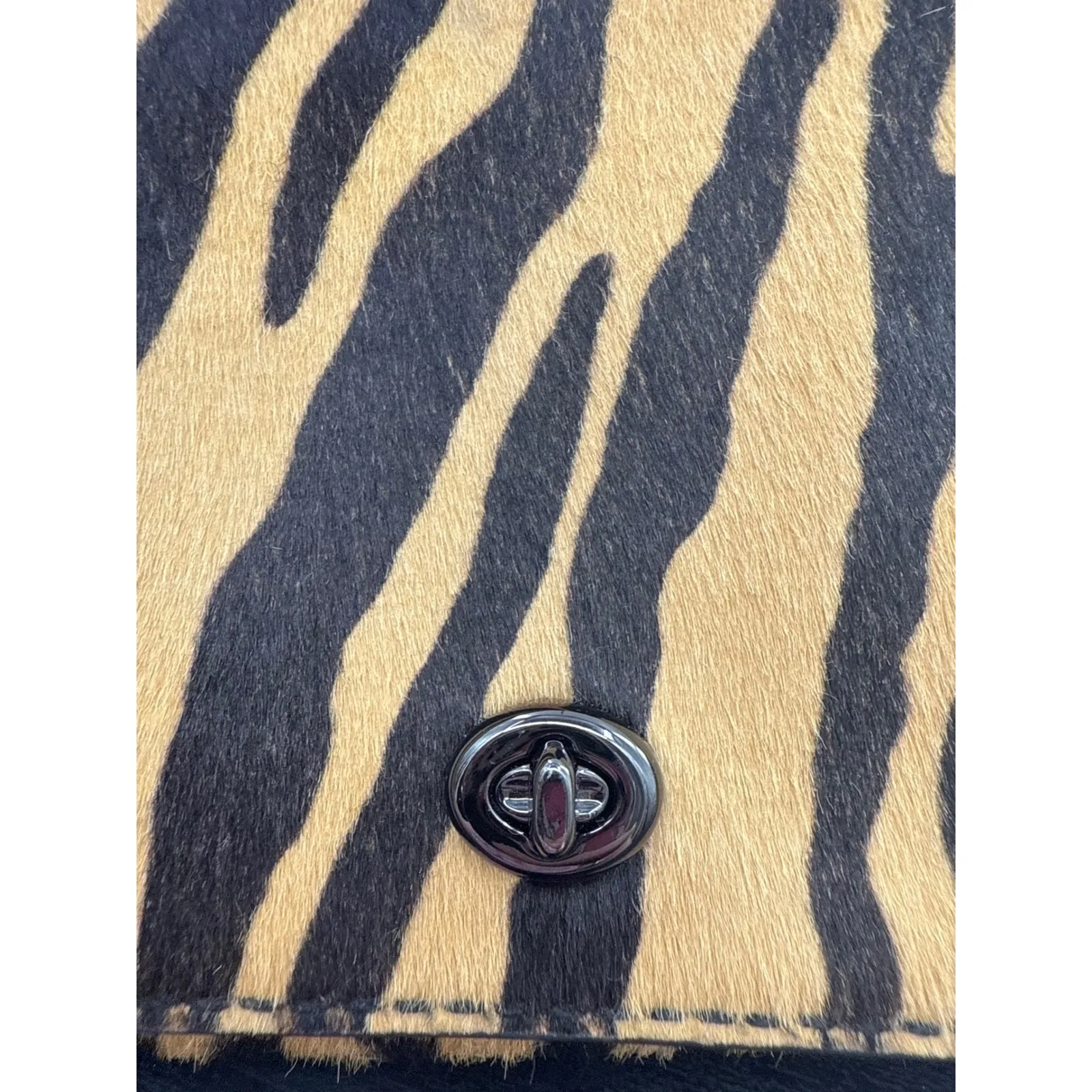 New Coach Dinky Tiger Haircalf Shoulder Bag 38209 Chain Strap Orange Black - Image 5