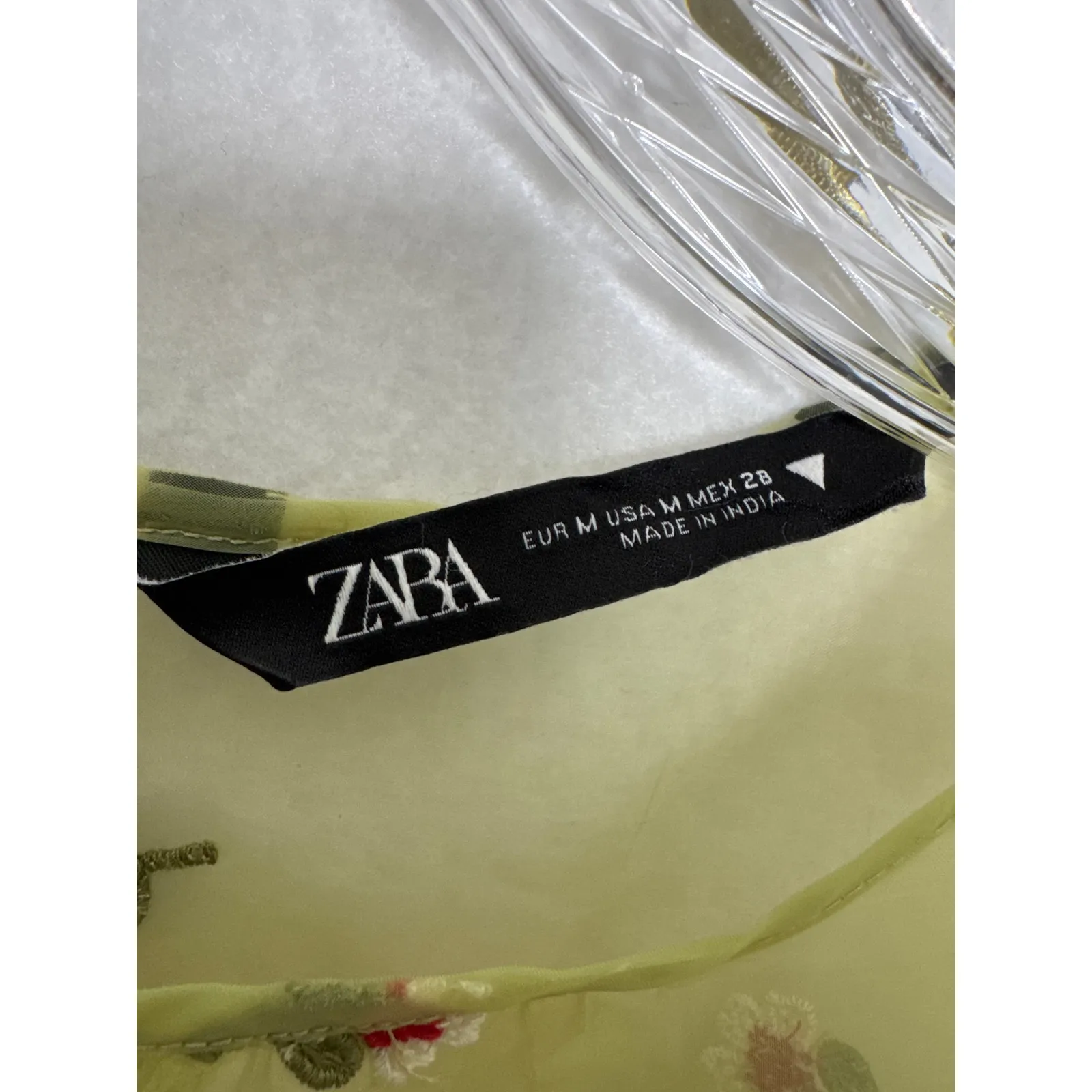 Zara sheer sexy green Embroidered Organza blouse with red roses medium - Image 11