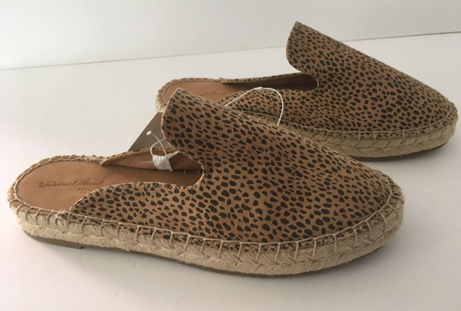 Cheetah Mules/Flats, Size 6 Tan - Image 3