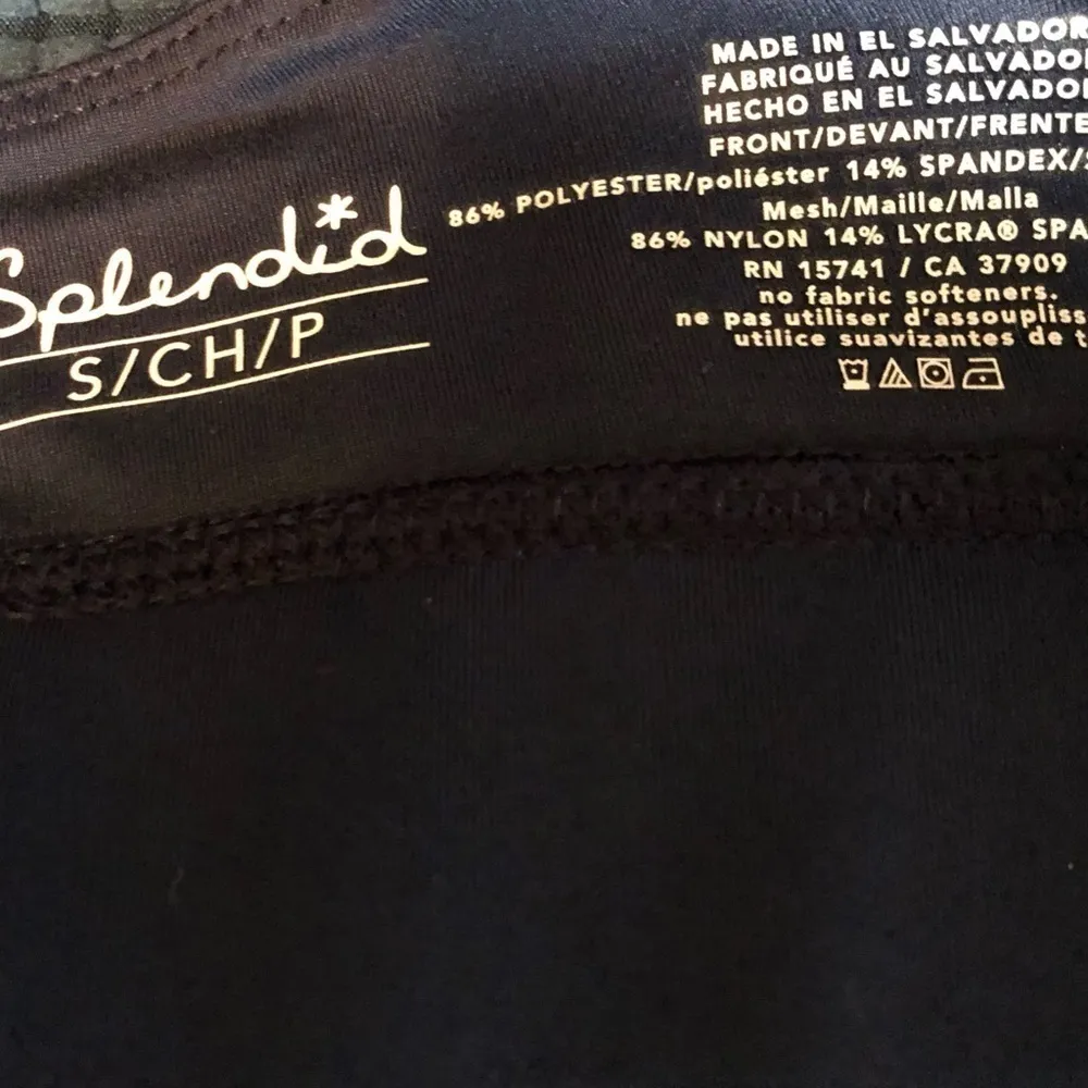 Splendid Studio Navy Ruched Racerback Sports Bra Sz. S Cut Out Back Yoga Sport - Image 6