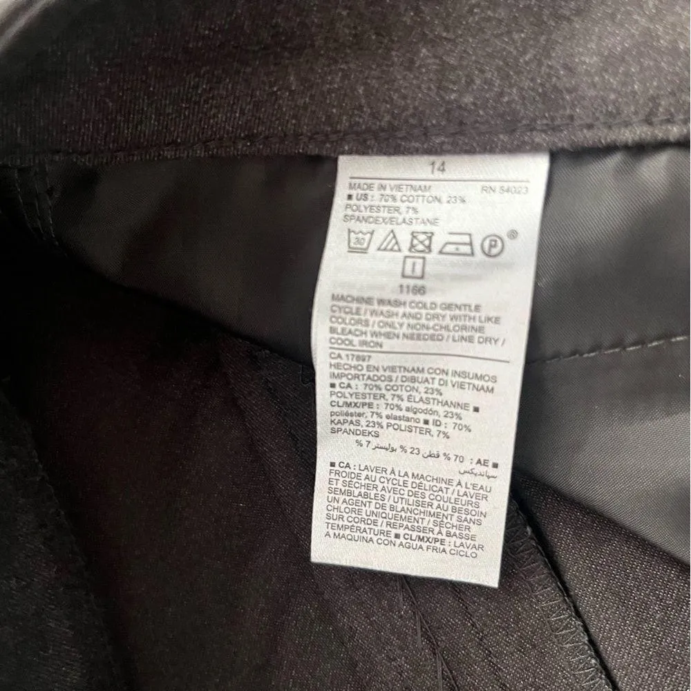 Old Navy Grey Pixie Pants size 14 - Image 3