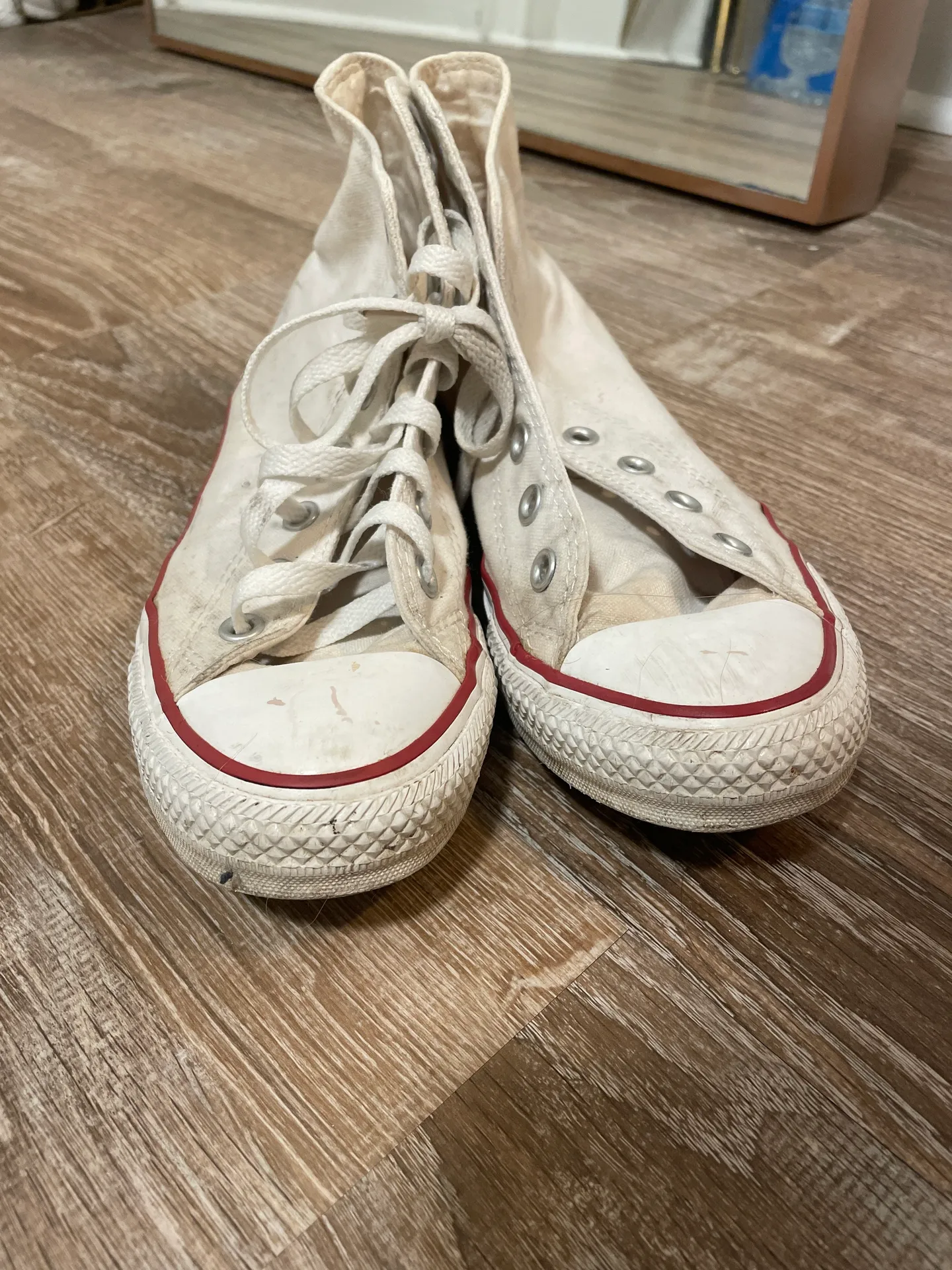 Converse White Hightop - Image 4