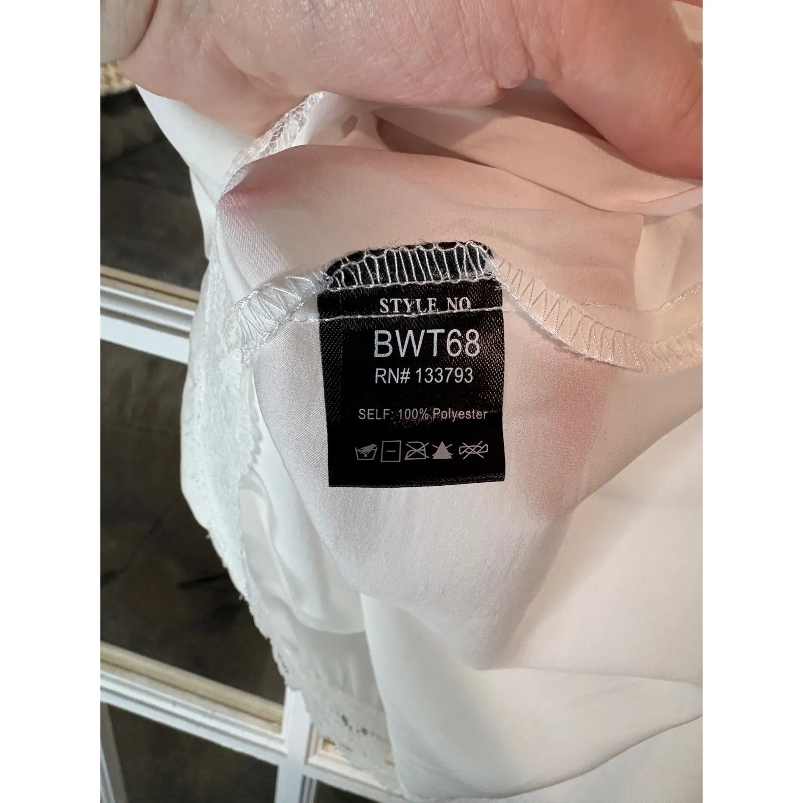 POL White Lace Trim Cami Tank Top with Tie Straps‎ – Size S - Image 4