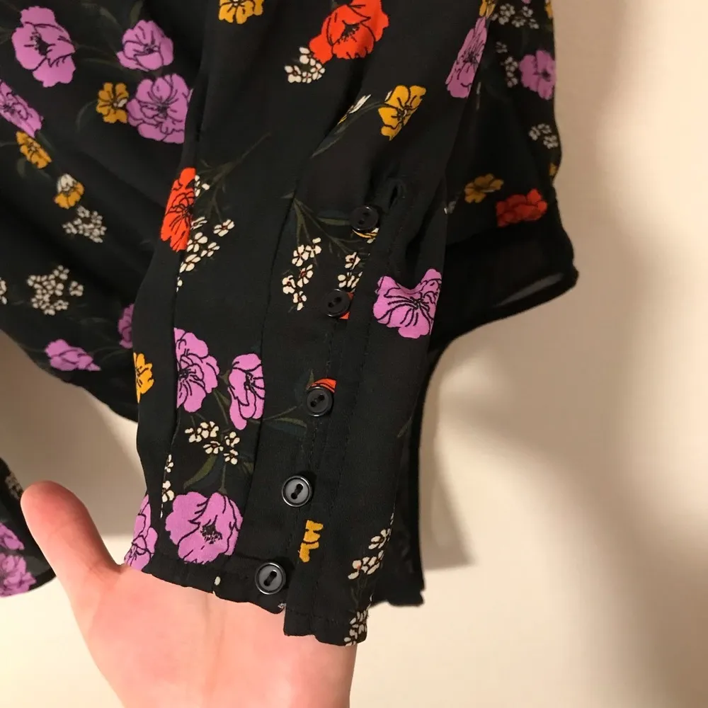 ASTR The Label floral black bodysuit wrap front long sleeve top S flower girly - Image 9