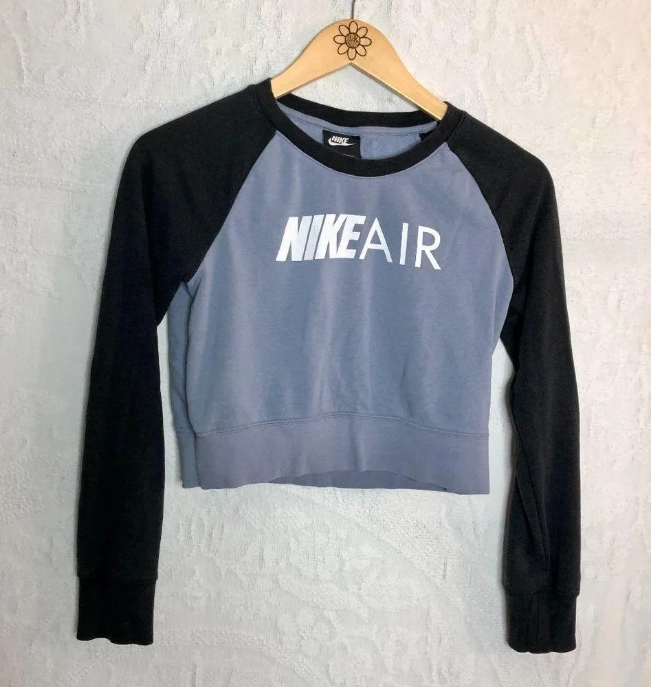 Nike Air Cropped Colorblock Sweater - Image 4