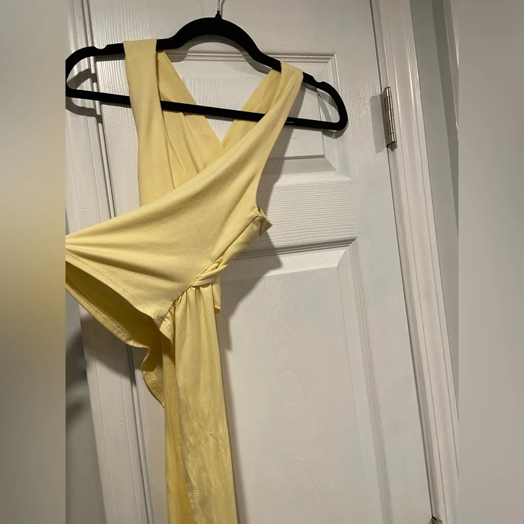 Pink Lily Size S Yellow Criss Cross Back Tie Waist Soft Stretch crop Tank Top - Image 7