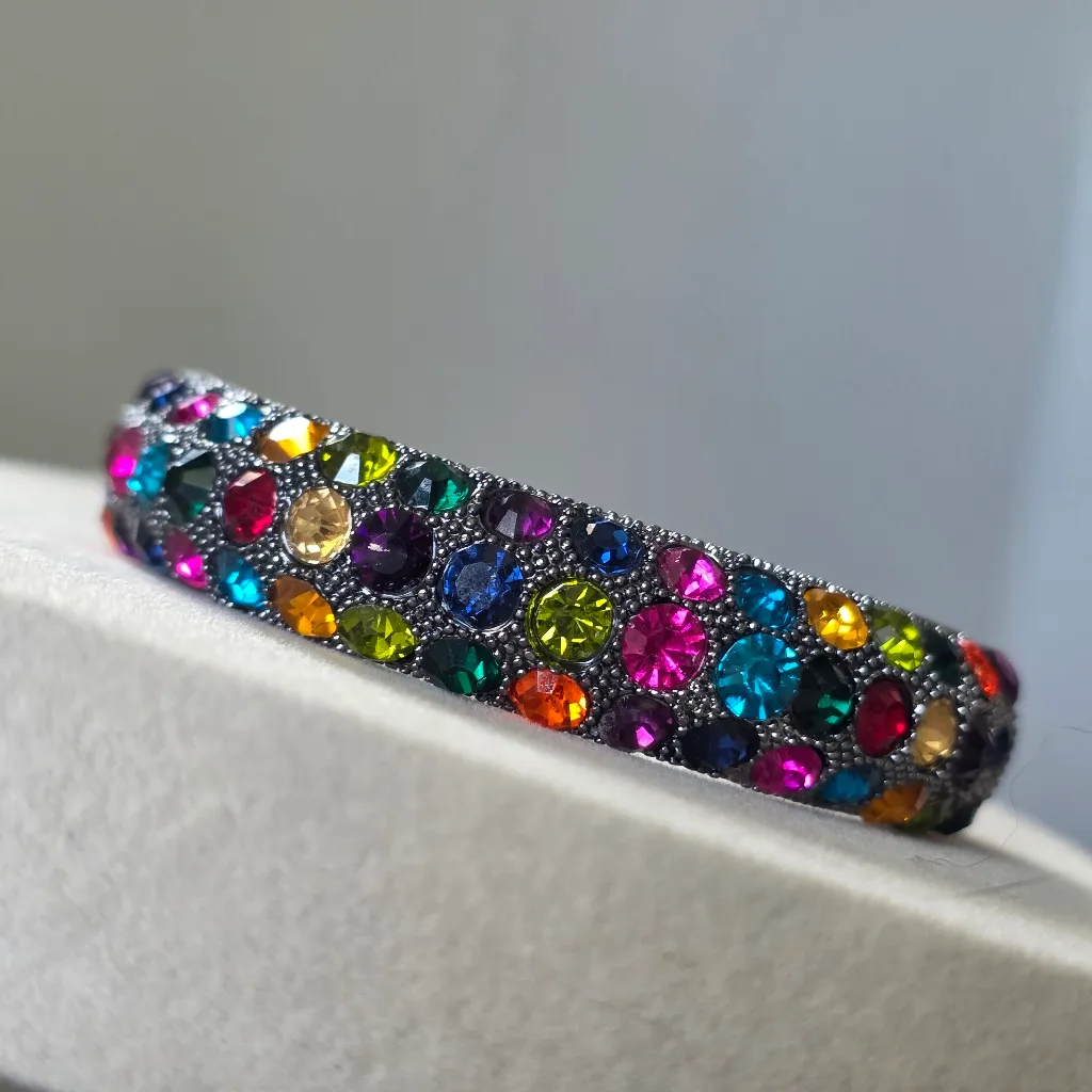 Vintage Oxidized Silver Multi Color Crystal Clamper Hinge Bangle Bracelet - Image 2