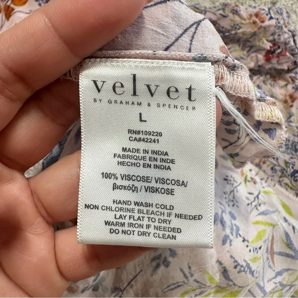 Velvet by Graham & Spencer Angel Pink Floral Printed Viscose Tie Top V - Image 13