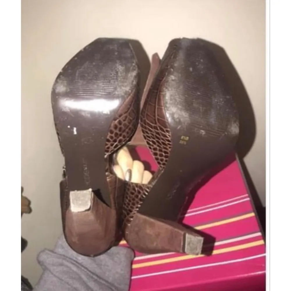 BCBGirls Y2K Leather Suede Shoes Heels Sandals Stilettos Malaya Women 6.5 - Image 8