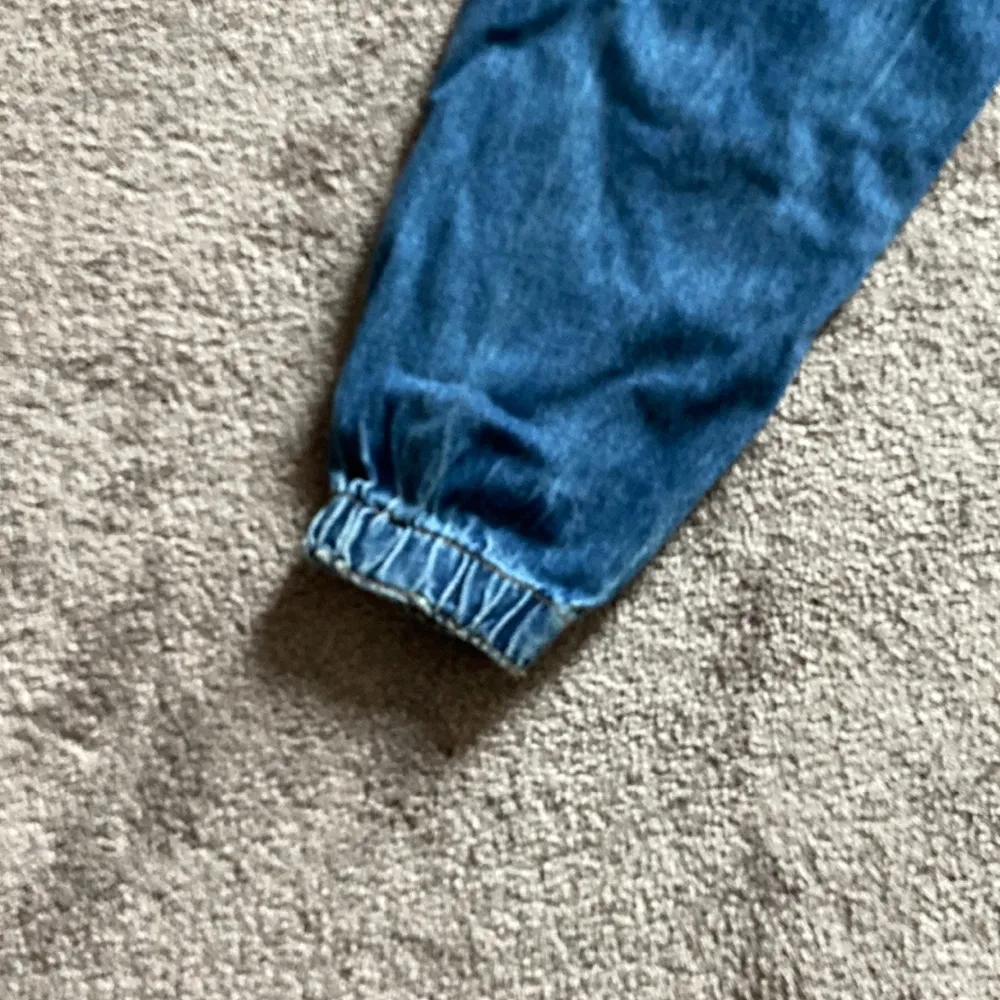 BDG Cuffed Jeans SIZE M - Image 2