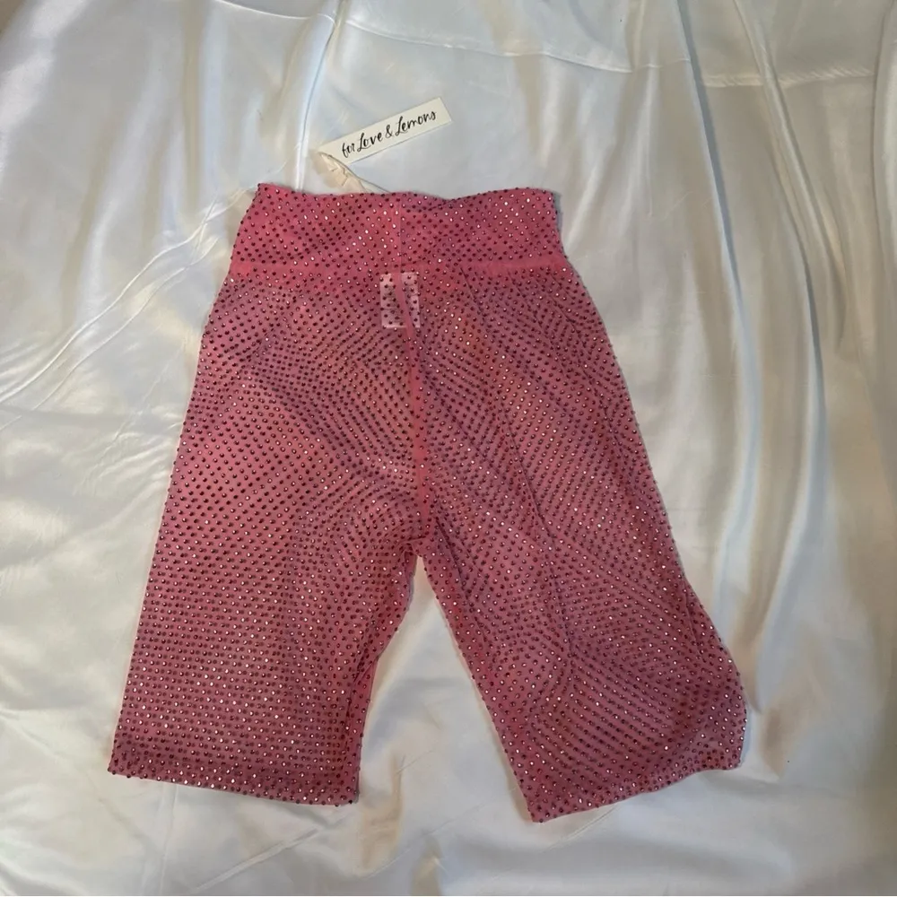 NWT For love and Lemons, pink mesh biker shorts, Keira size extra small - Image 4