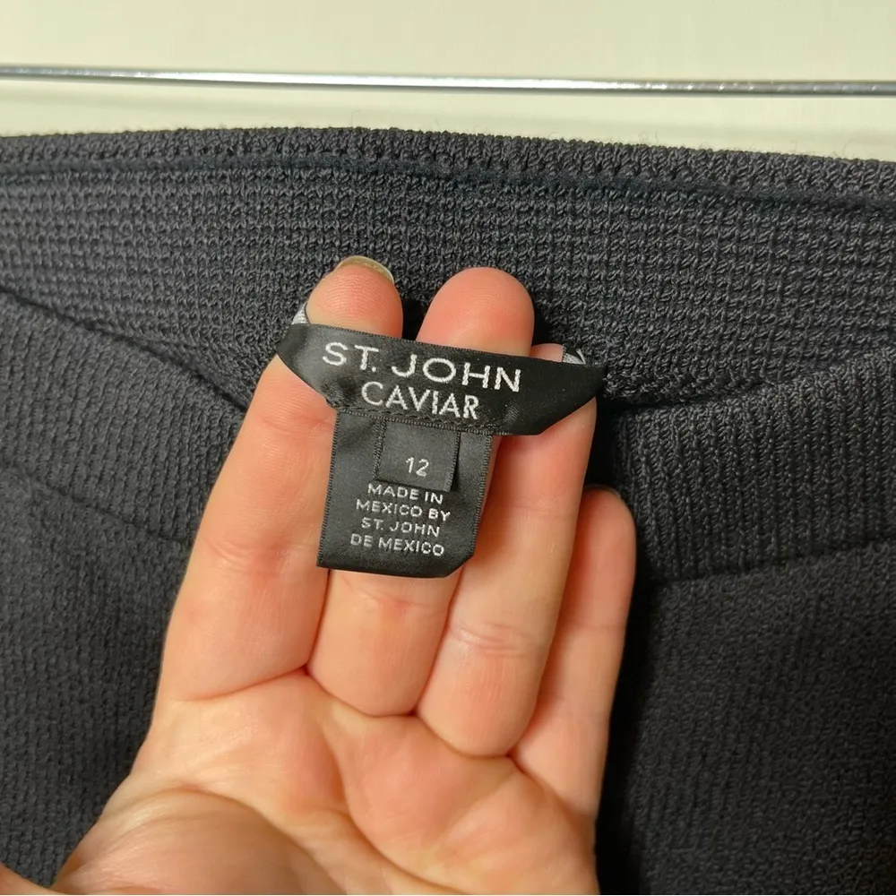 NWOT St. John Caviar black knit pull on pants sz 12 - Image 4