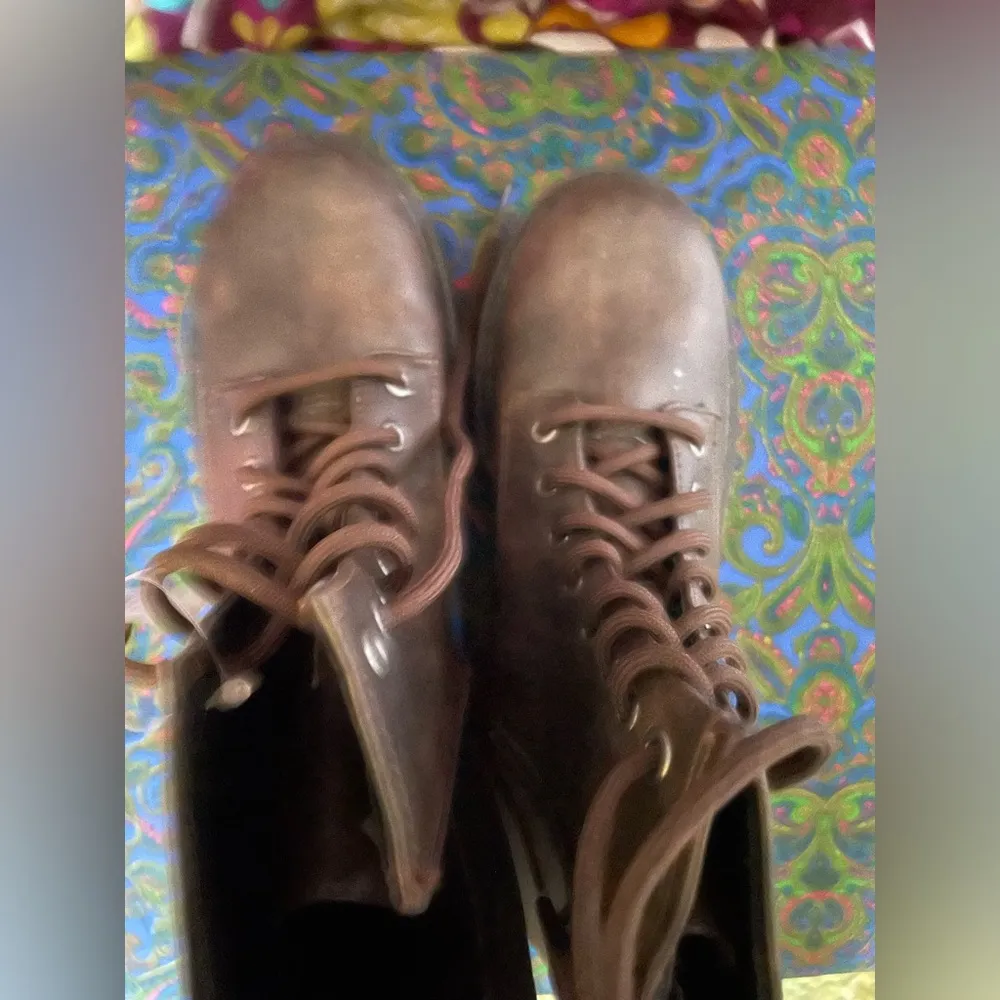 Women's Brown Faux Leather Chunky Sole Boots Side Zip Size 6 - Image 5