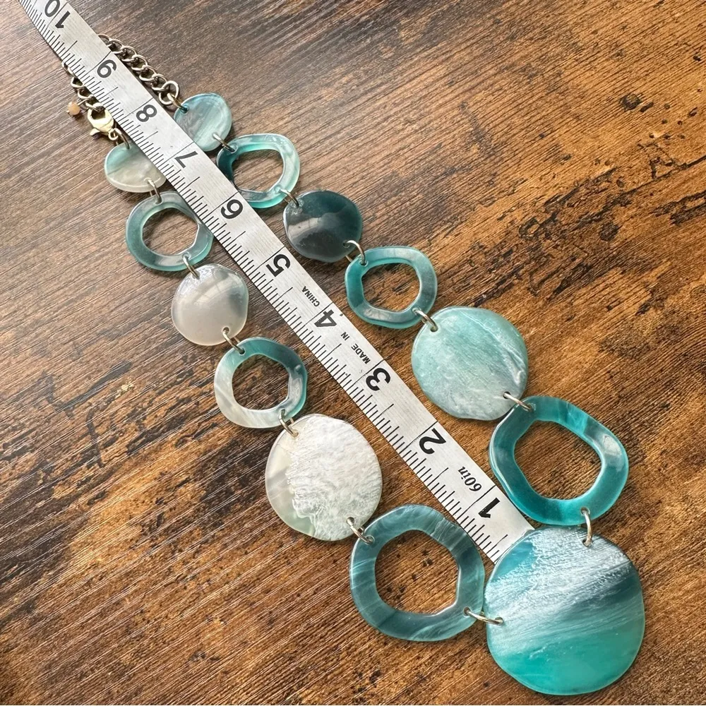 Mother of Pearl Abalone Shell Necklace Blue - Image 3